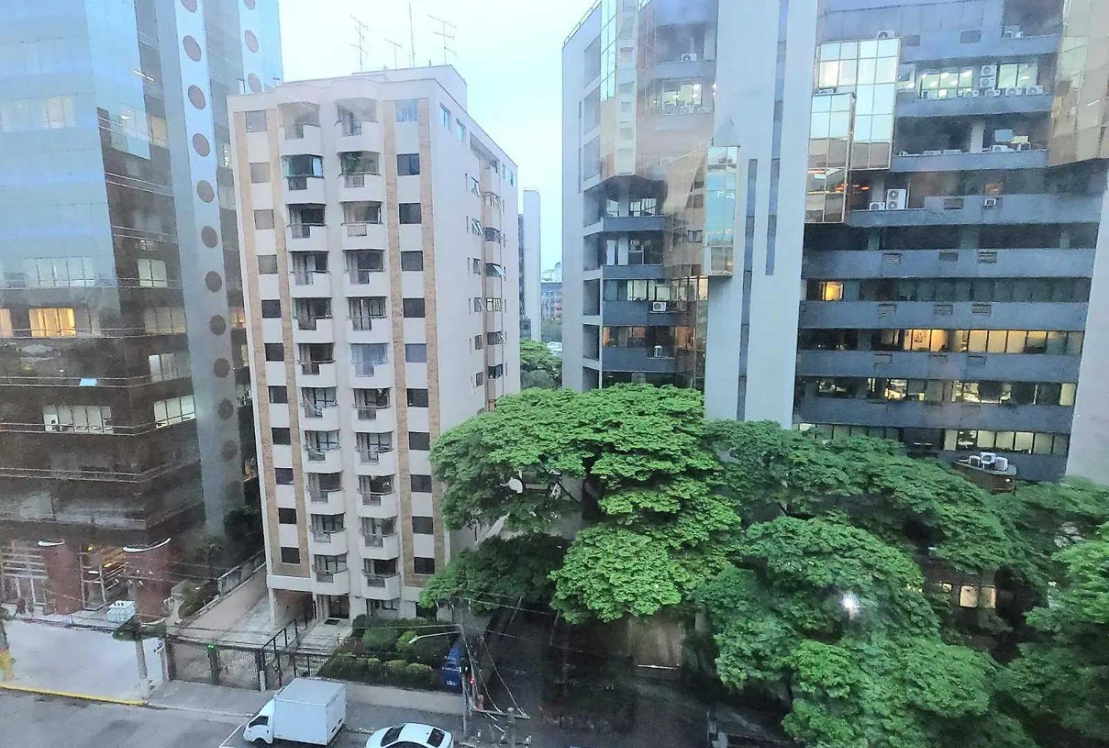 Super Comfort Flats L - Wtc - Com Estacionamento Sao Paulo Brazil