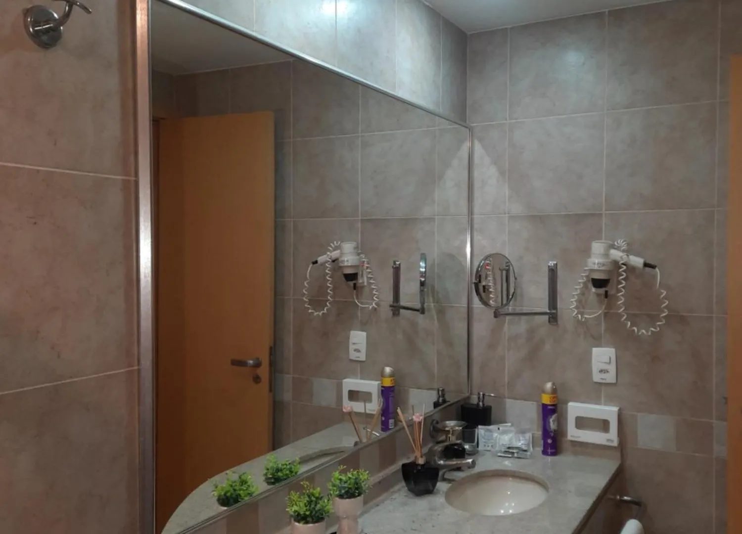 Super Comfort Flats L - Wtc - Com Estacionamento Sao Paulo Apartment